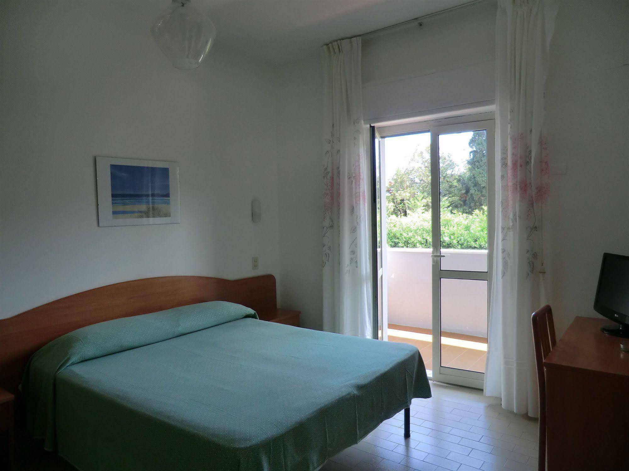 Ananea Tropea Yachting Resort ภายนอก รูปภาพ